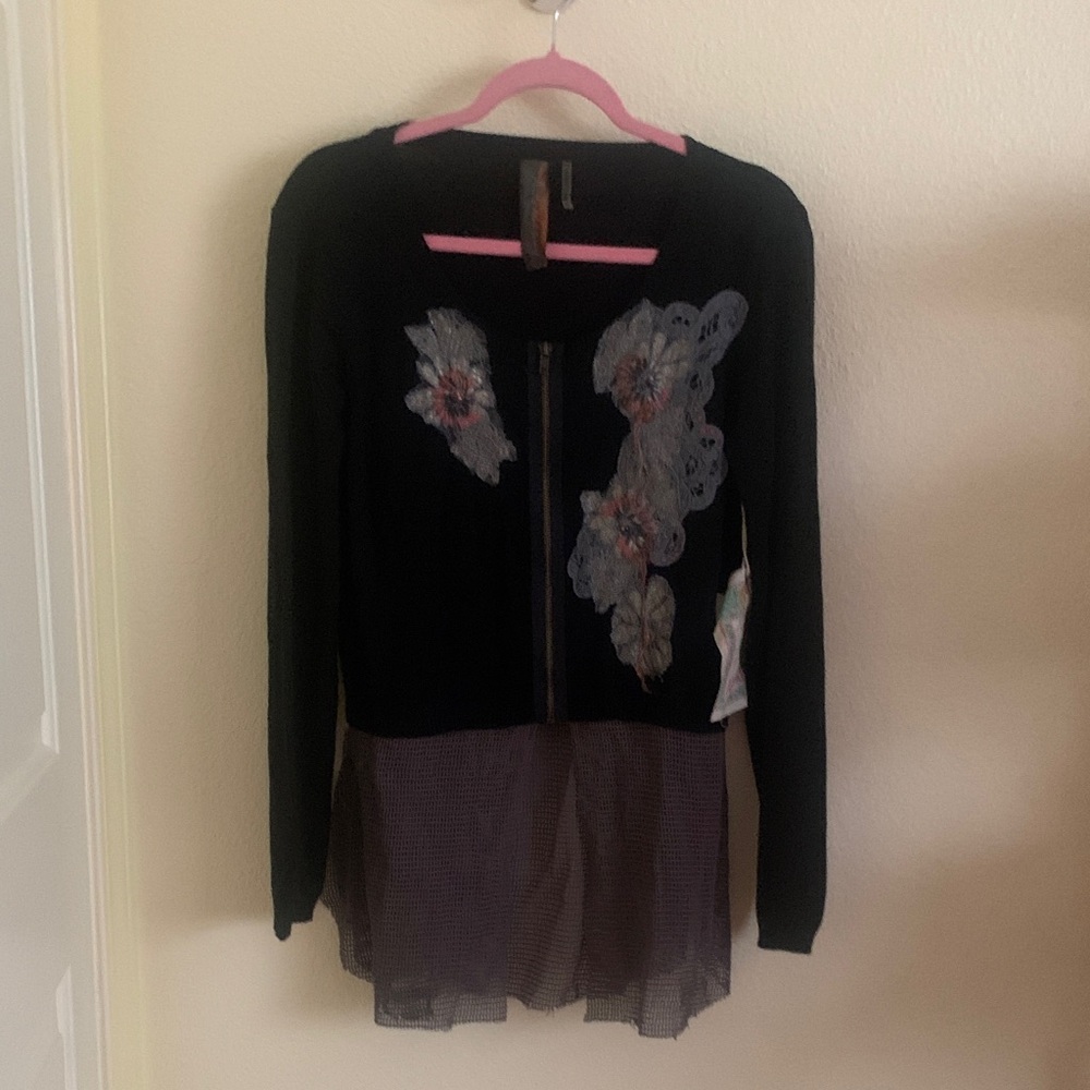 NWT ARATTA Black Floral Women's Sweater